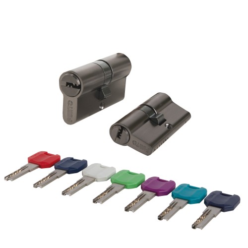 Цилиндровый Punto (Пунто) механизм MaxPro7000Key70mm(30+10+30) GR графит 7key 